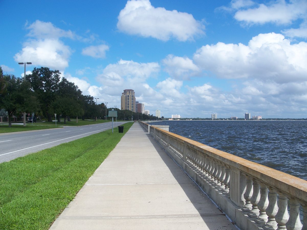 Bayshore Boulevard looking north along Hillsborough Bay in Tampa, Florida