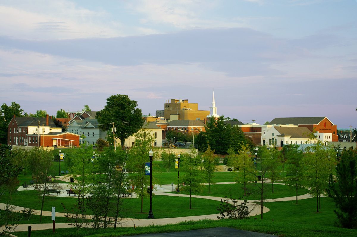 Cookeville, Tennessee — Largest city and county seat of Putnam County, Tennessee, United States