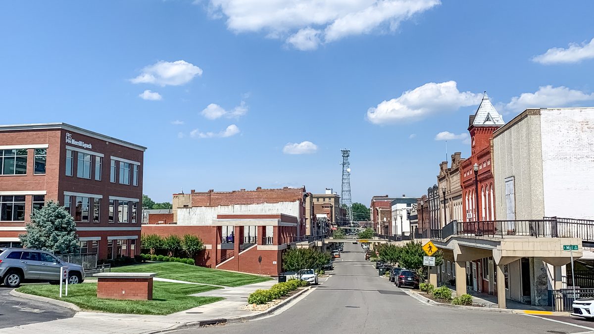 Morristown, Tennessee — Largest city and county seat of Hamblen County, Tennessee, United States